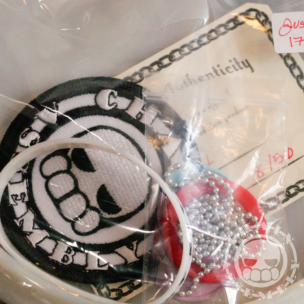 "Curious Women," Limited Edition Dyemax Disc