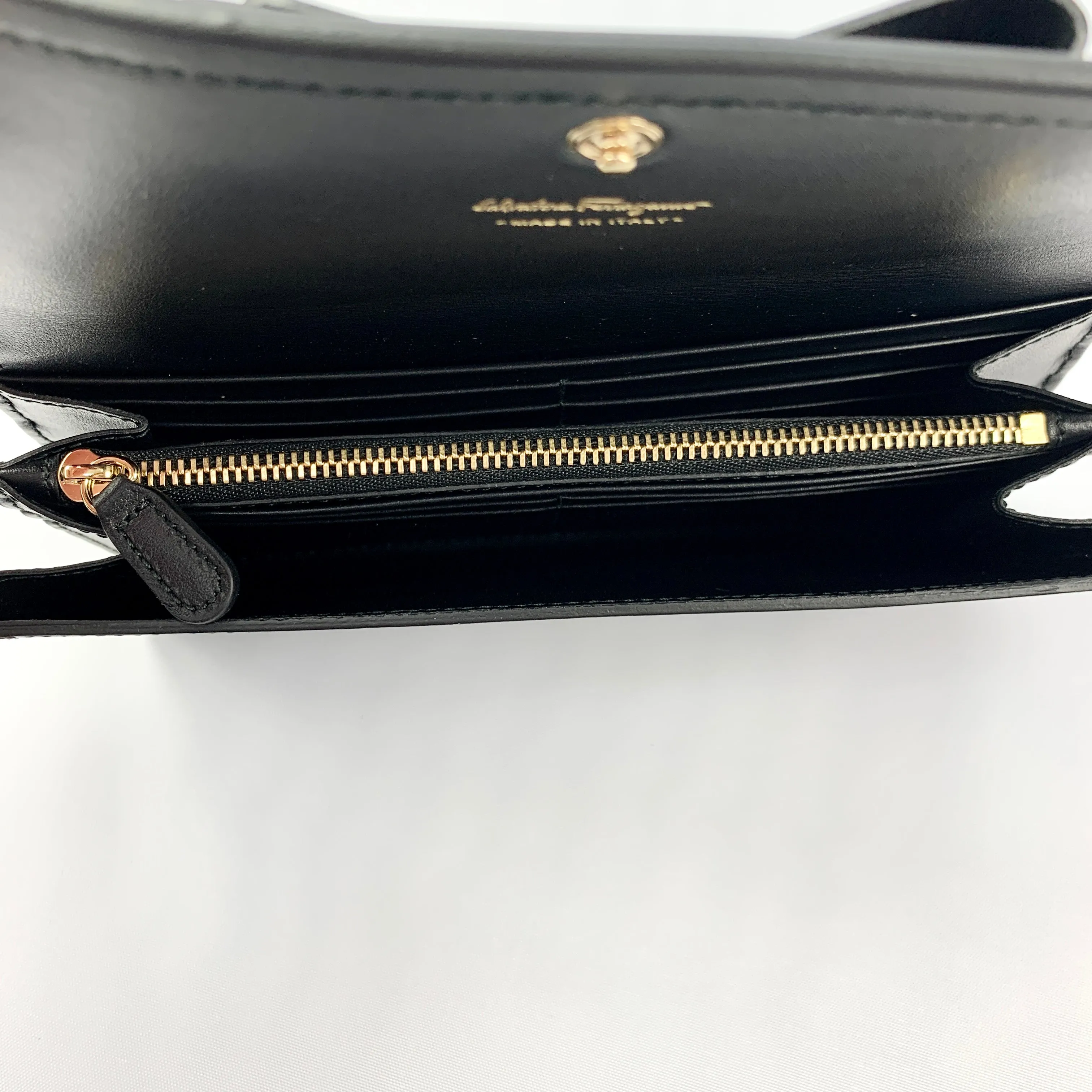 Salvatore Ferragamo Vara Bow Portfolio Continental Flap Wallet in Black
