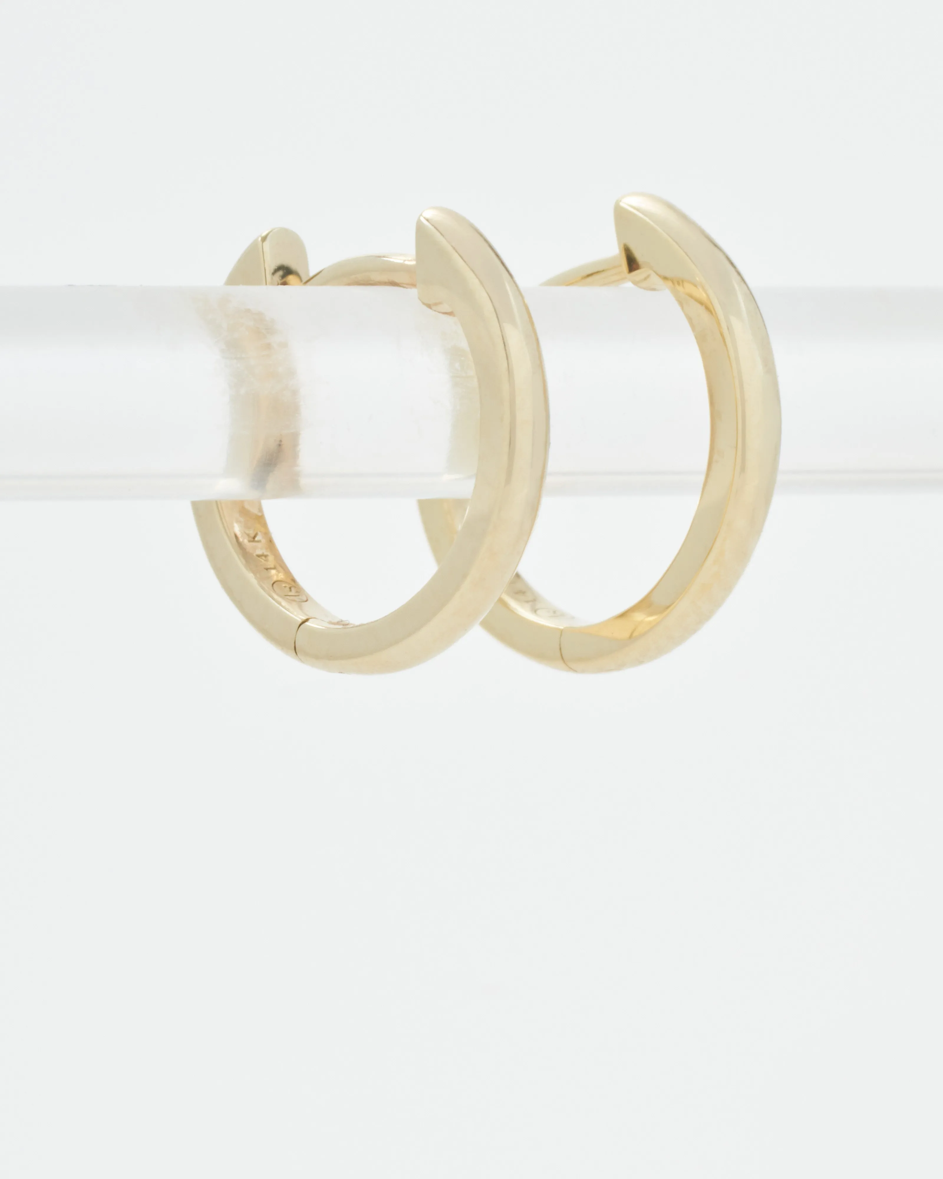 shiny gold hoops