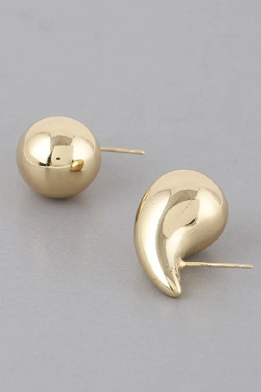 Shiny Teardrop Gold Earrings