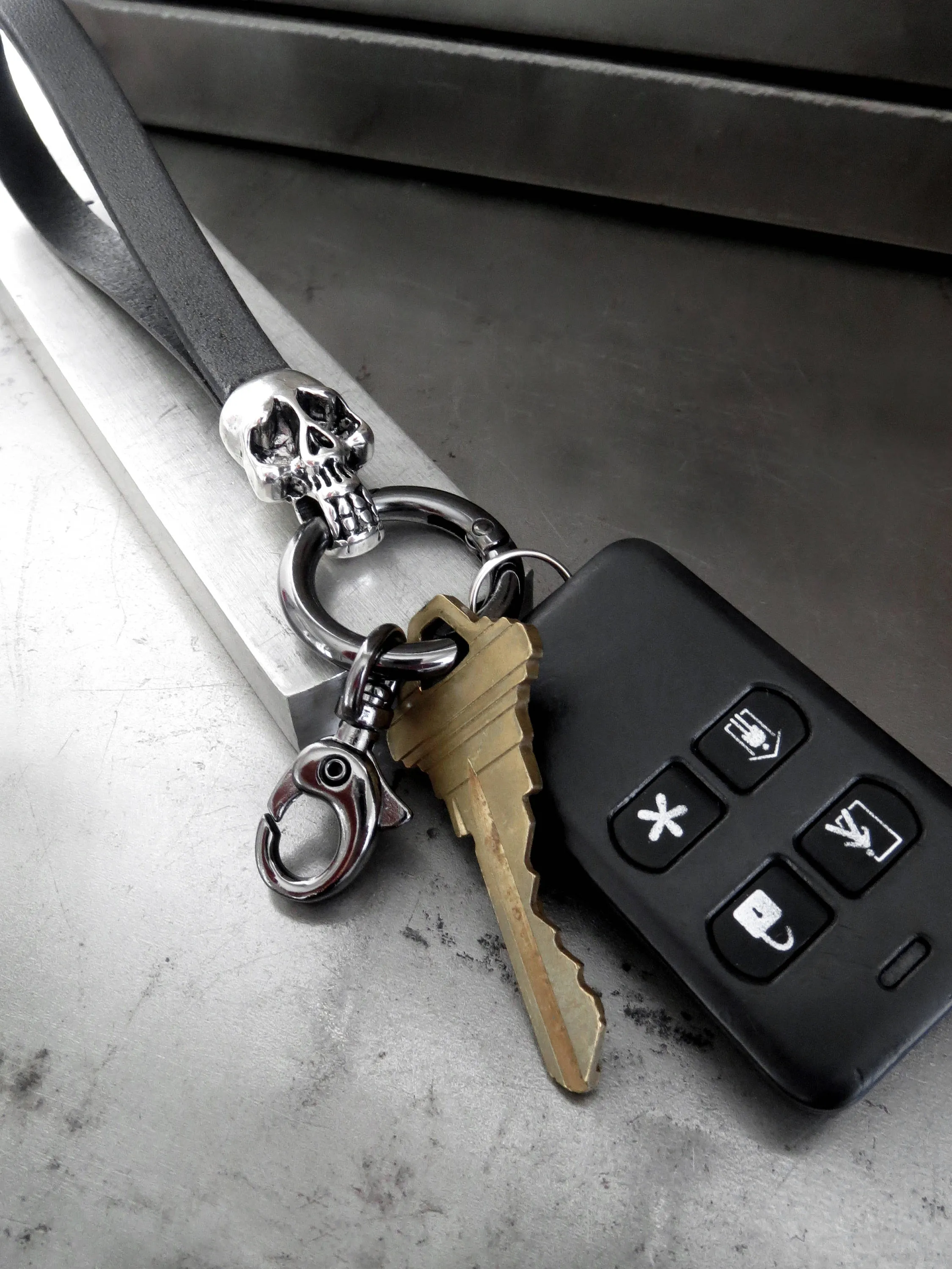 Silver Skull Keyring with Gunmetal Black Leather Wrist Strap