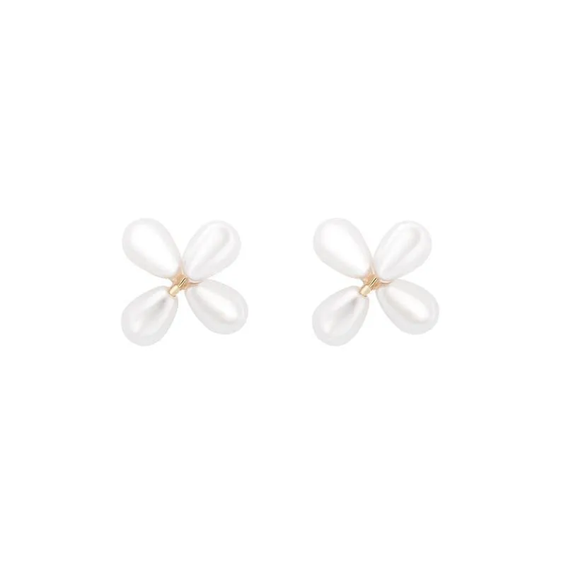 Simple and lovely super fairy flower Pearl Earrings