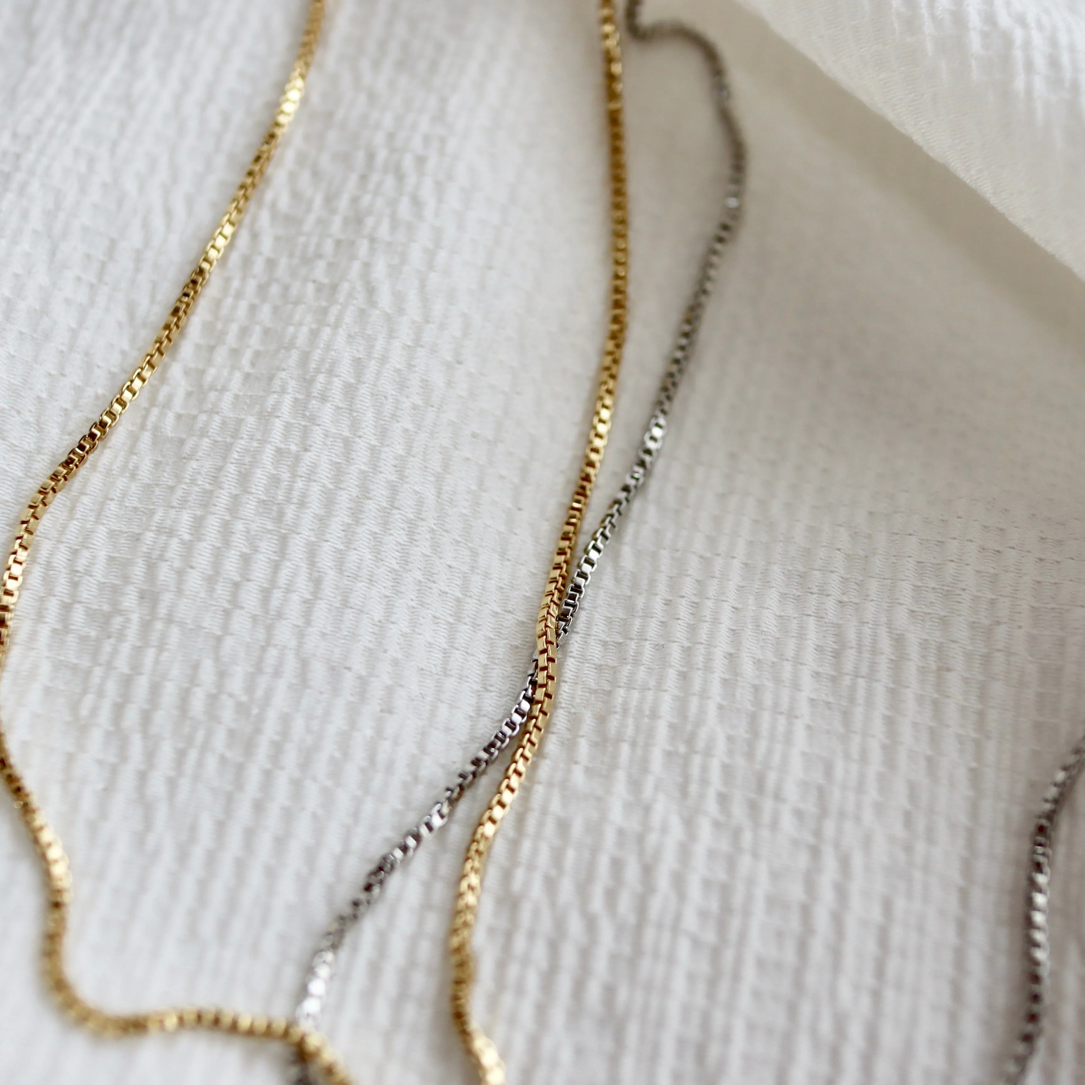 simple thin necklace
