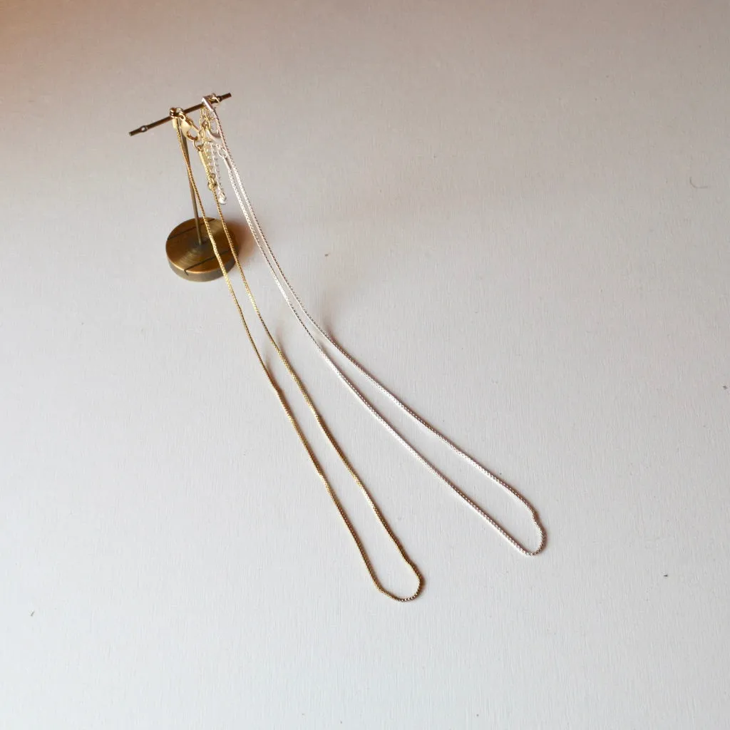simple thin necklace