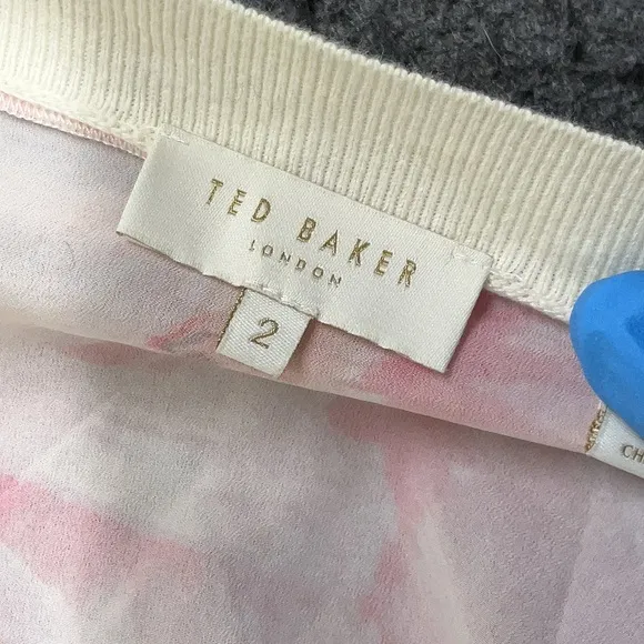 TED BAKER size 2 / US6 cream cardigan w / floral backing in  good condition