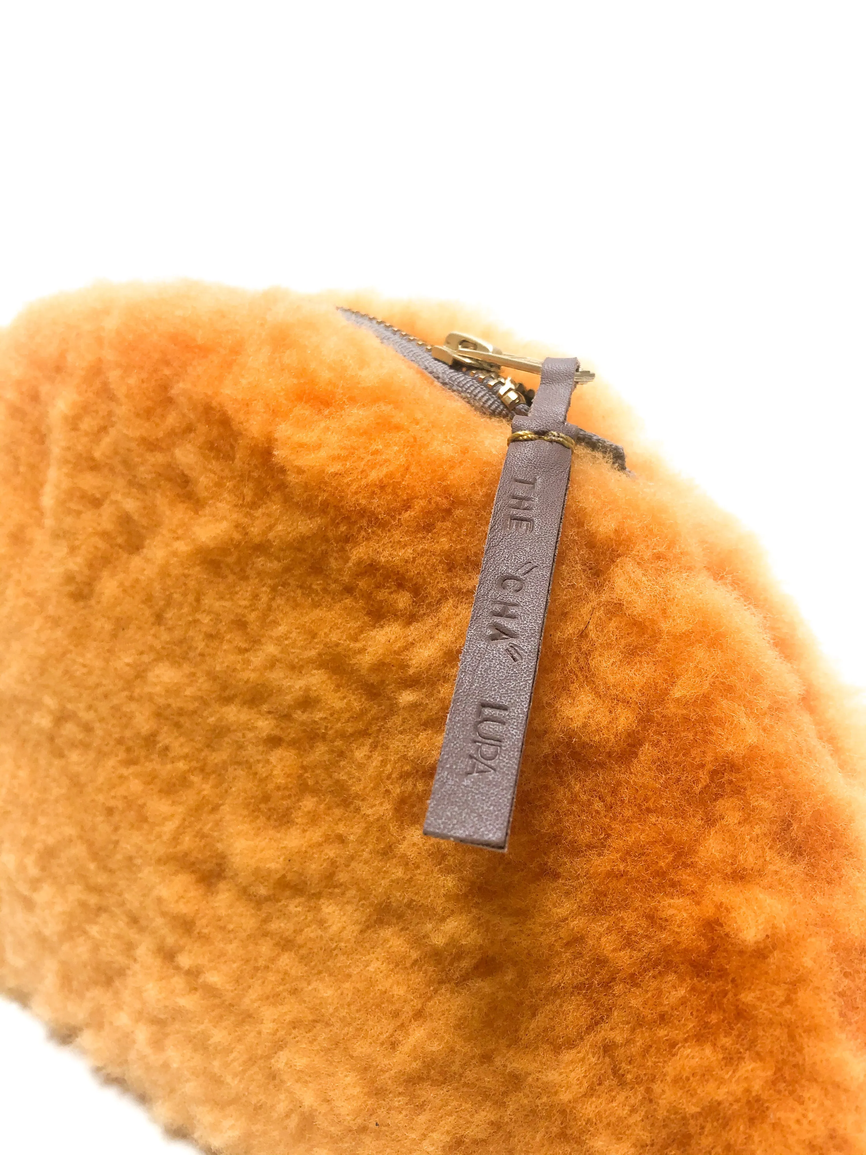 The “Cha” LUPA clutch