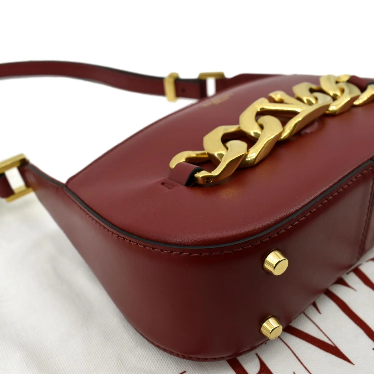 VALENTINO V Logo Chain Leather Shoulder Bag Red