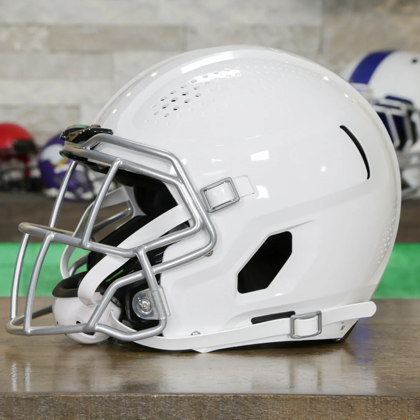Vicis Zero2 - YOUTH ( No Facemask)