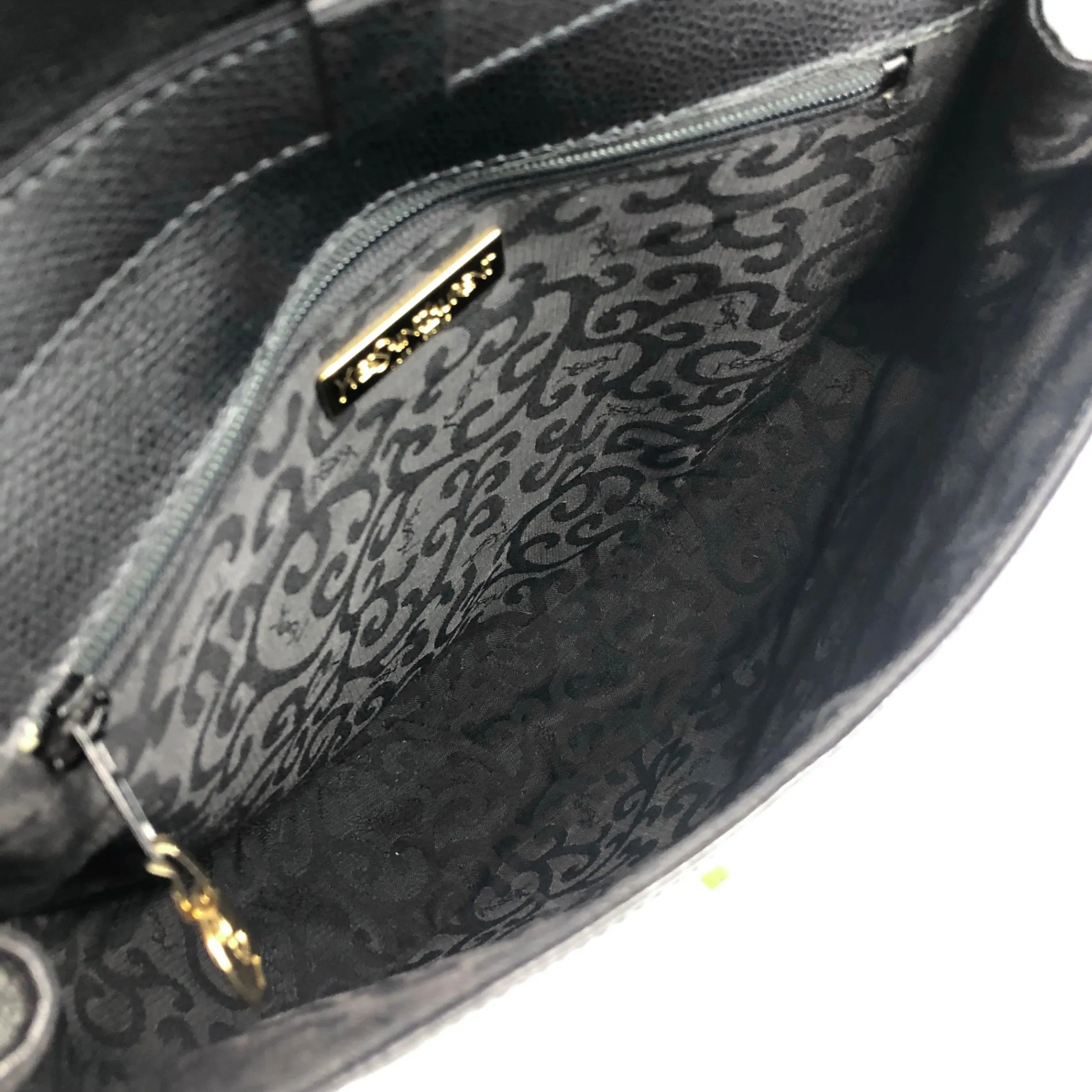 Yves Saint Laurent YSL Logo Shoulder bag Black Vintage cmeran