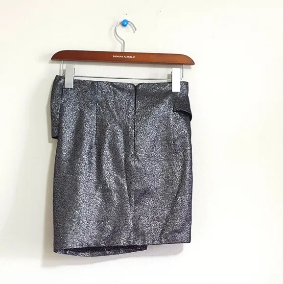 Zara Shiny Black Silver Metallic Twist Front Skirt holiday outfit