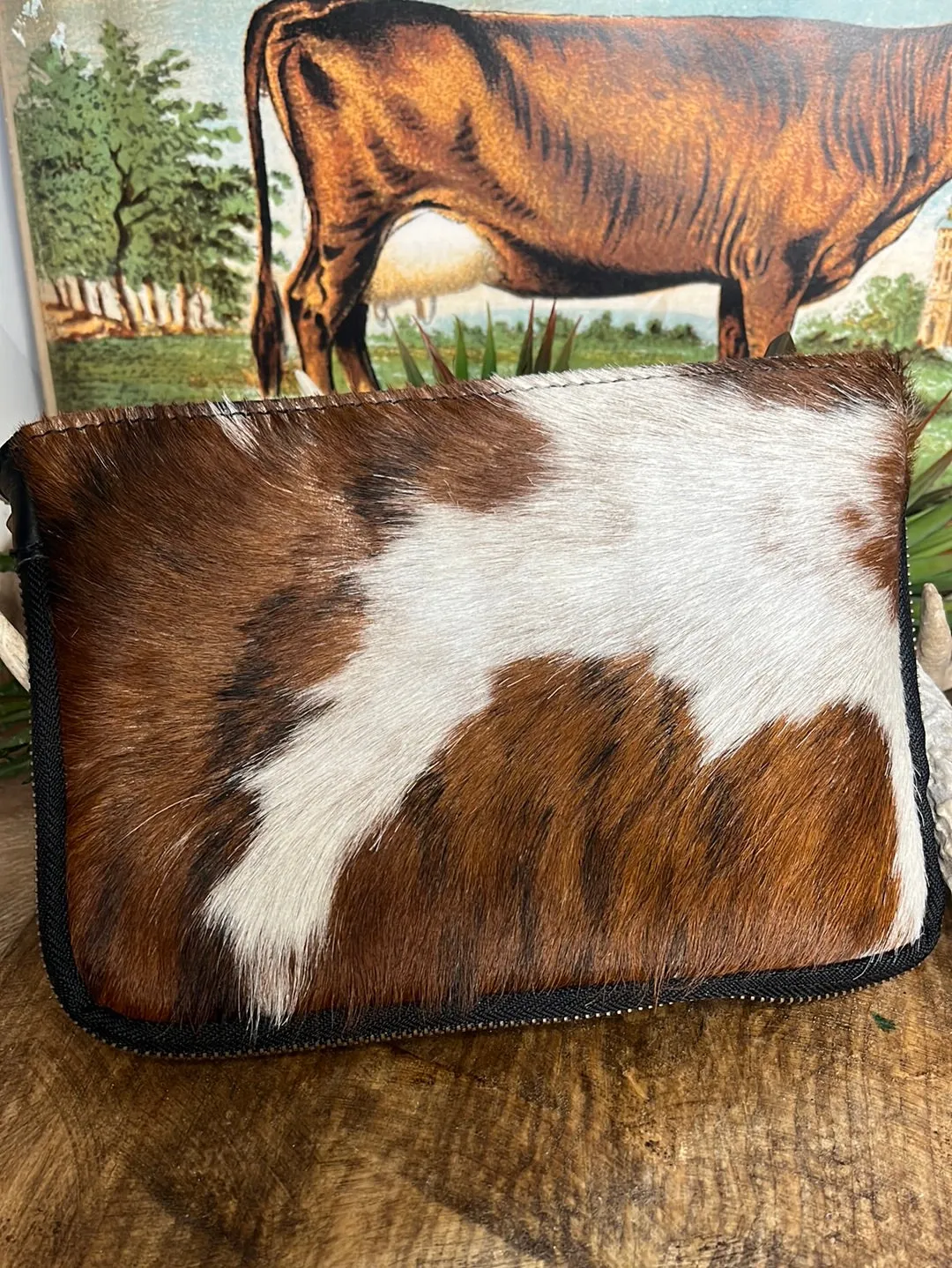 Zip Edge Detail Leather Purse
